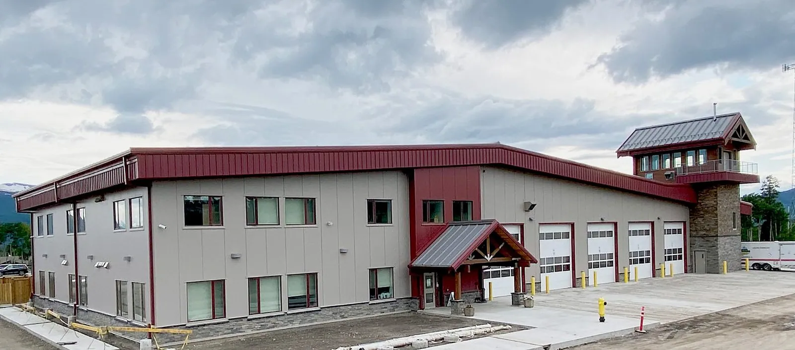 Grande Cache Public Service Building